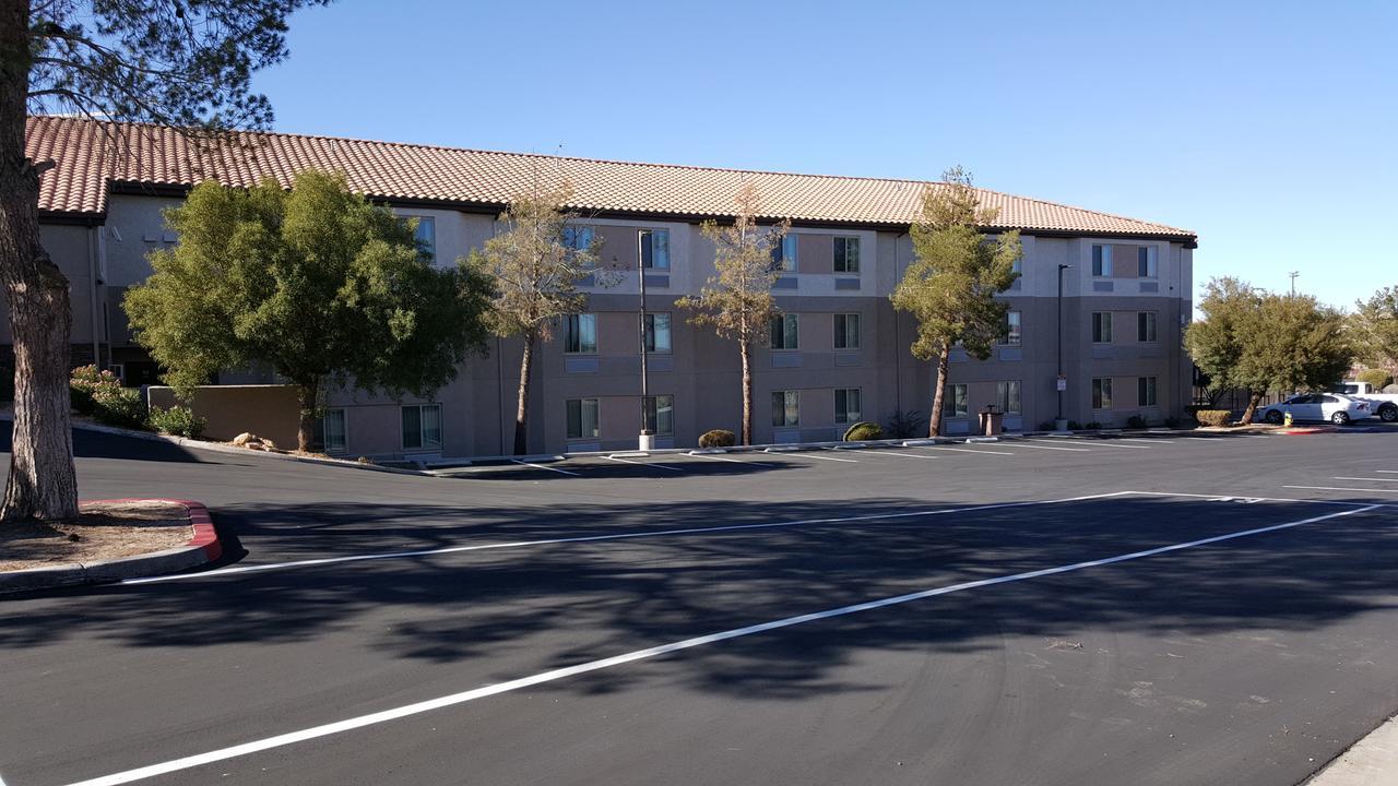Baymont By Wyndham Historic Route 66 Hotel
